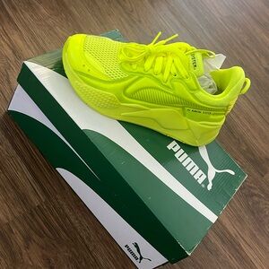 Puma size 6